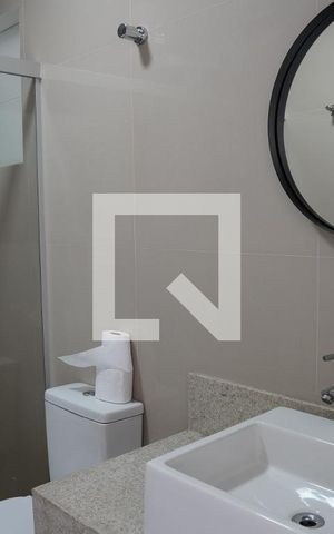 Casa para alugar com 278m², 4 quartos e 5 vagasCasa 2 - Banheiro Social
