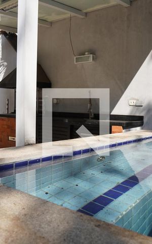 Casa para alugar com 278m², 4 quartos e 5 vagasHidromassagem
