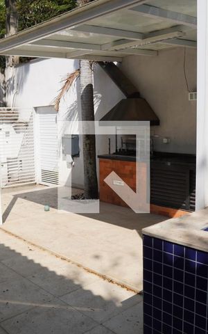 Casa para alugar com 278m², 4 quartos e 5 vagasHidromassagem