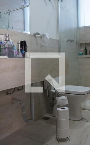 Casa para alugar com 278m², 4 quartos e 5 vagasBanheiro da Suite 3