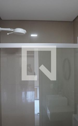 Casa para alugar com 278m², 4 quartos e 5 vagasCasa 2 - Banheiro Social