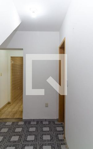 Casa à venda com 160m², 1 quarto e 2 vagas Casa à venda com 160m², 1 quarto e 2 vagasCorredor do Quarto