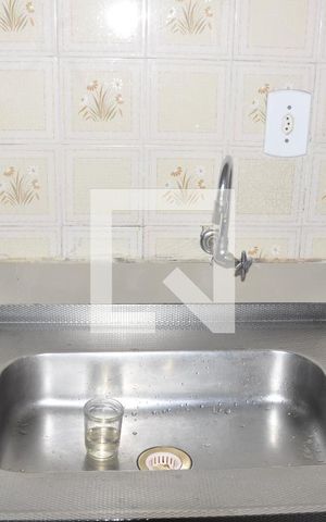 Casa à venda com 181m², 4 quartos e 2 vagasCasa 01 - Cozinha