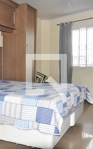 Casa à venda com 181m², 4 quartos e 2 vagasCasa 01 - Quarto 01
