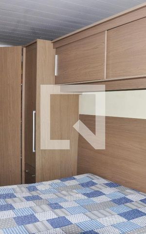 Casa à venda com 181m², 4 quartos e 2 vagasCasa 01 - Quarto 01