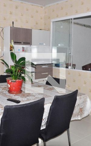 Casa à venda com 181m², 4 quartos e 2 vagasCasa 01 - Copa