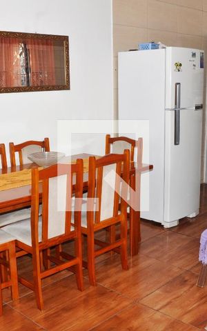 Casa à venda com 181m², 4 quartos e 2 vagasCasa 02 - Sala de Jantar
