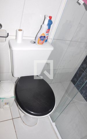 Casa à venda com 181m², 4 quartos e 2 vagasCasa 02 - Banheiro
