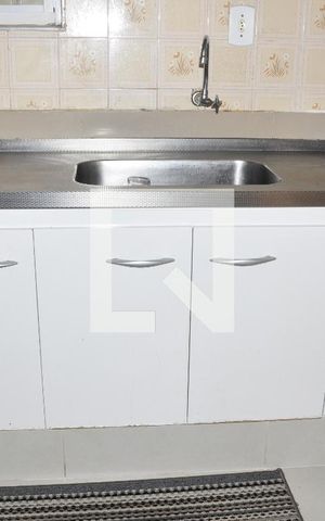 Casa à venda com 181m², 4 quartos e 2 vagasCasa 01 - Cozinha