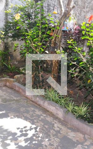 Casa à venda com 181m², 4 quartos e 2 vagasCasa 02 - Quintal