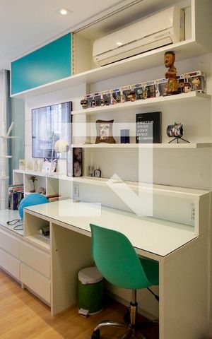 Apartamento à venda com 200m², 4 quartos e 3 vagas Apartamento à venda com 200m², 4 quartos e 3 vagasQuarto 3