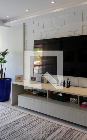 Apartamento à venda com 200m², 4 quartos e 3 vagas Apartamento à venda com 200m², 4 quartos e 3 vagasSala