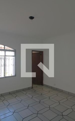 Casa à venda com 195m², 4 quartos e 3 vagasSala 2