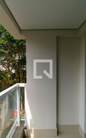 Apartamento à venda com 41m², 2 quartos e 1 vaga Apartamento à venda com 41m², 2 quartos e 1 vagaÁrea de Serviço / Varanda