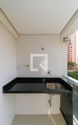 Apartamento à venda com 41m², 2 quartos e 1 vaga Apartamento à venda com 41m², 2 quartos e 1 vagaVaranda