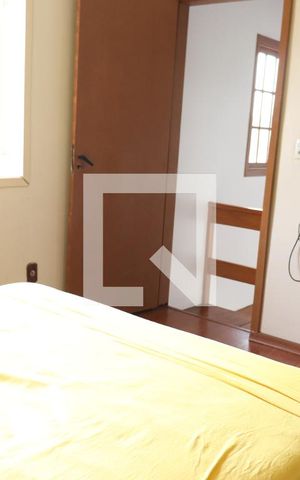 Casa à venda com 162m², 3 quartos e 2 vagasSuíte