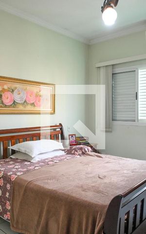 Casa à venda com 514m², 3 quartos e 8 vagas Casa à venda com 514m², 3 quartos e 8 vagasQuarto