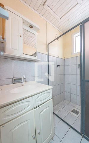 Casa para alugar com 95m², 3 quartos e 1 vagaBanheiro