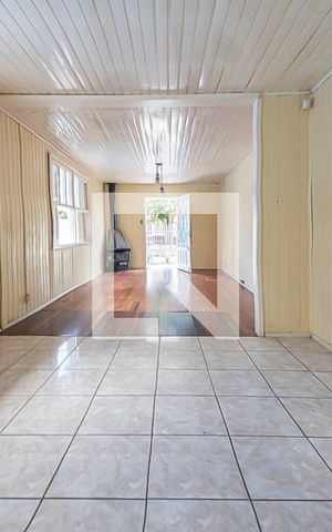 Casa para alugar com 95m², 3 quartos e 1 vagaSala
