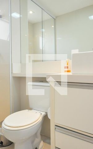 Apartamento à venda com 110m², 2 quartos e 2 vagas Apartamento à venda com 110m², 2 quartos e 2 vagasBanheiro