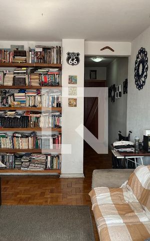 Apartamento à venda com 66m², 2 quartos e 1 vagaSala