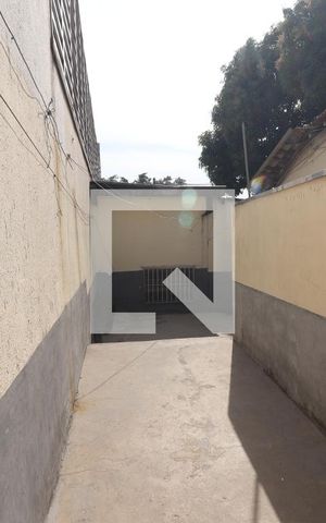 Casa para alugar com 50m², 1 quarto e sem vagaCorredor