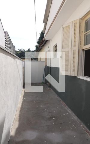 Casa para alugar com 50m², 1 quarto e sem vagaQuintal