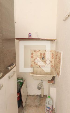 Casa para alugar com 50m², 1 quarto e sem vagaÁrea de Serviço