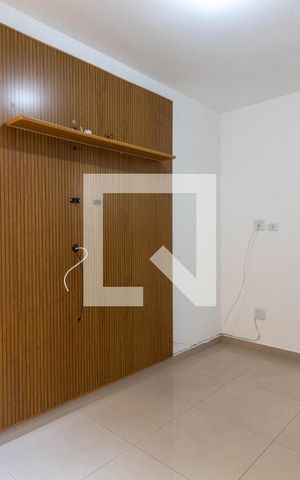 Casa de condomínio à venda com 58m², 2 quartos e 1 vaga Casa de condomínio à venda com 58m², 2 quartos e 1 vagaSala
