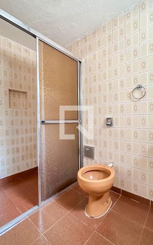 Casa de condomínio à venda com 150m², 2 quartos e 1 vagaBanheiro da Suíte 1