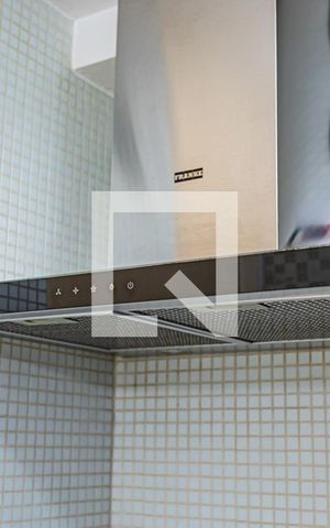 Apartamento à venda com 92m², 2 quartos e 2 vagas Apartamento à venda com 92m², 2 quartos e 2 vagasCozinha e área de serviço