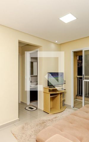 Apartamento para alugar com 47m², 2 quartos e 1 vaga Apartamento para alugar com 47m², 2 quartos e 1 vagaSala
