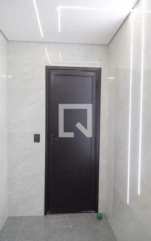 Casa à venda com 300m², 3 quartos e 5 vagas Casa à venda com 300m², 3 quartos e 5 vagasBanheiro Quarto 3