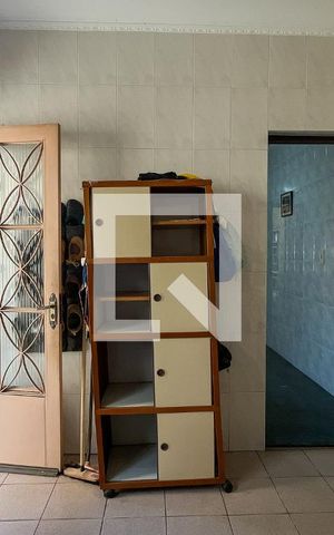 Casa à venda com 175m², 3 quartos e 2 vagas Casa à venda com 175m², 3 quartos e 2 vagasÁrea de Serviço