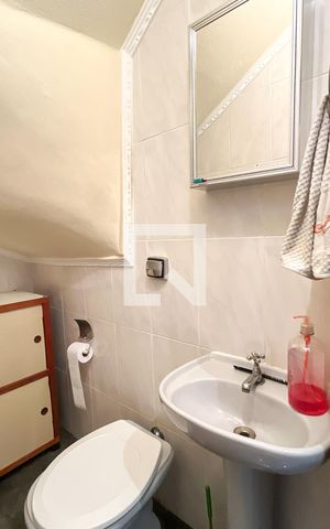Casa à venda com 175m², 3 quartos e 2 vagas Casa à venda com 175m², 3 quartos e 2 vagasLavabo