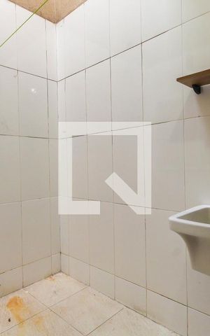 Casa de condomínio à venda com 40m², 2 quartos e 1 vaga Casa de condomínio à venda com 40m², 2 quartos e 1 vagaÁrea de Serviço