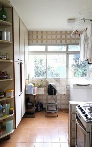 Apartamento à venda com 95m², 4 quartos e 1 vagaCozinha e Área de Serviço