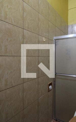 Casa à venda com 170m², 4 quartos e 2 vagasBanheiro 2