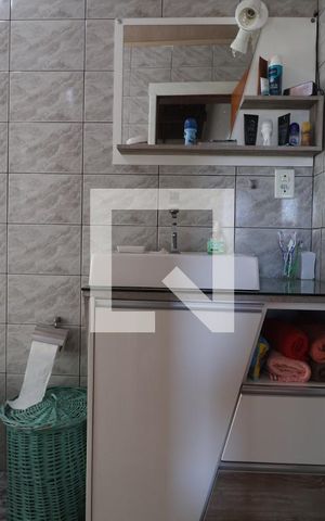 Casa à venda com 170m², 4 quartos e 2 vagasBanheiro da Suíte 2