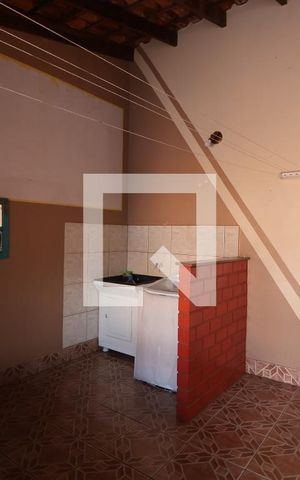 Casa à venda com 170m², 4 quartos e 2 vagasLavanderia