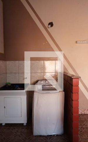 Casa à venda com 170m², 4 quartos e 2 vagasLavanderia