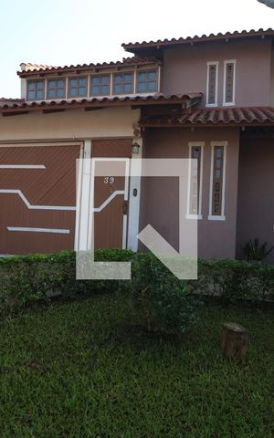 Casa à venda com 170m², 4 quartos e 2 vagasÁrea externa