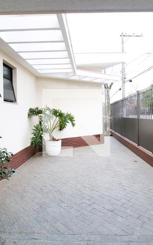 Casa à venda com 416m², 4 quartos e 4 vagasGaragem
