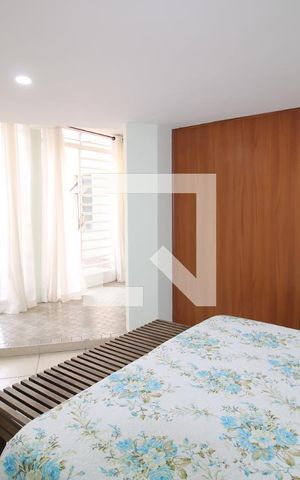Casa à venda com 416m², 4 quartos e 4 vagasSuíte 1