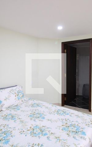 Casa à venda com 416m², 4 quartos e 4 vagasSuíte 1