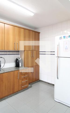 Casa à venda com 416m², 4 quartos e 4 vagasCozinha