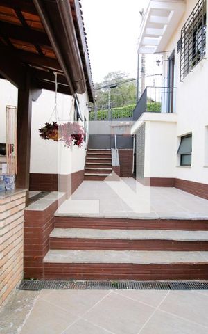 Casa à venda com 416m², 4 quartos e 4 vagasQuintal