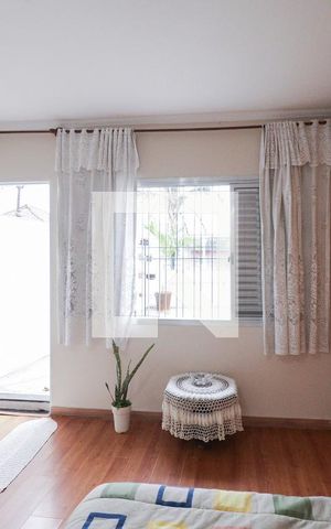 Casa à venda com 161m², 3 quartos e 2 vagasQuarto 1
