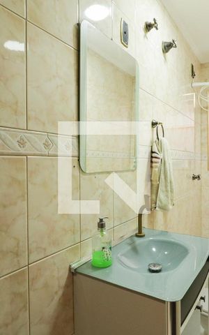 Casa à venda com 161m², 3 quartos e 2 vagasBanheiro 2