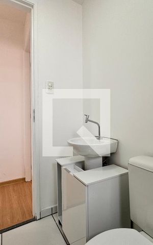 Apartamento para alugar com 48m², 2 quartos e 1 vaga Apartamento para alugar com 48m², 2 quartos e 1 vagaBanheiro